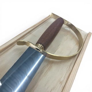Maison Sabrage Champagne Sabre with Wooden Handle and Brass Guard - Sabreersabel.nl